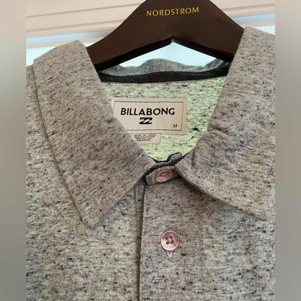 Billabong men’s polo shirt NWT. Size M